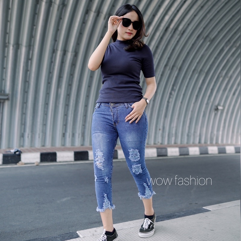 WOW-Banana Jeans Sobek Celana Jeans Highwaist Wanita