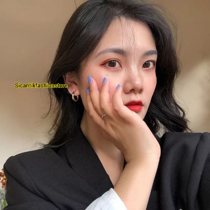 ANTING WANITA TUSUK GOLD TITANIUM TERBARU TERLARIS FASHION WANITA ANTI KARAT SELAMANYA ANTING TITANIUM WANITA POLOS TERBARU 20022 Anting Titanium Wanita Korea Terbaru Terlaris Anti Karat Selamanya Anting Fashion Wanita Perhiasan Wanita Anting Wanita Tusuk