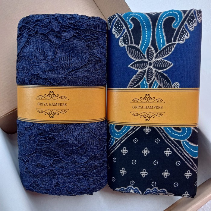 

[ COD ] KADO NIKAHAN / KADO PERNIKAHAN / HAMPERS WEDDING GIFT BATIK + BROKAT - A-83