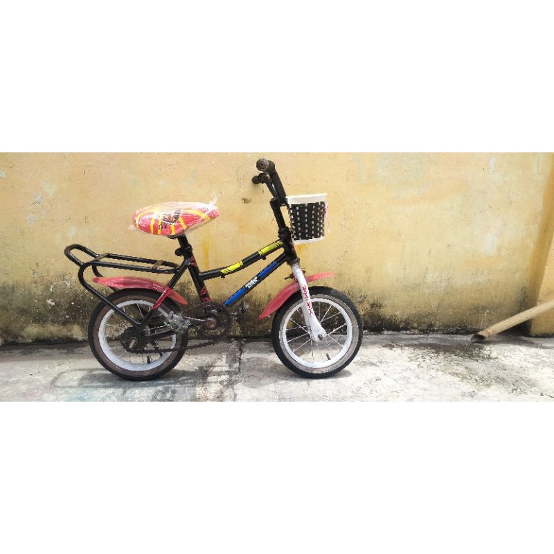 Sepeda Anak Antik