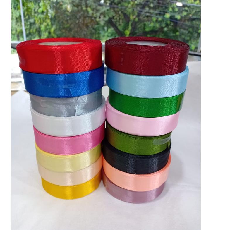 

Big Sale - Pita satin 3/4 inch 2cm Per Slop isi 10 Roll pita bunga pita kado pita bucket bunga ル