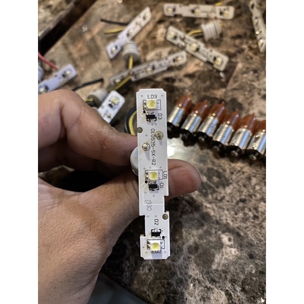 led sein depan vespa sprint/primavera original