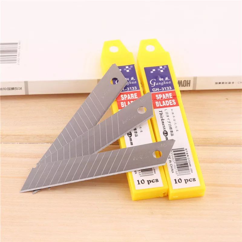 

Isi Refil Cutter Besa L150 Tajam Cutter Bladee Refil 10 Pcs