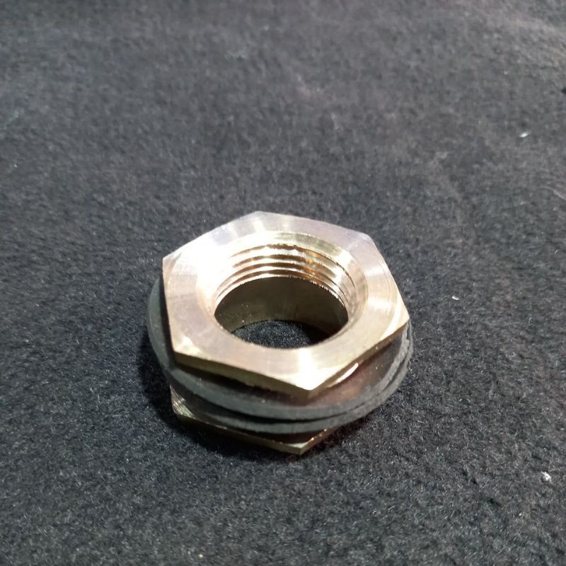Mur tandon air kuningan drat dalam 3/4 inch drat luar 1 inch  fitting penampung air