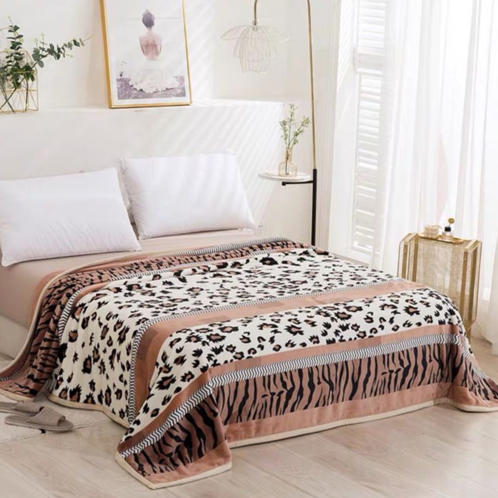 Selimut Bulu Halus Ukuran 200x230 Jumbo Motif Spesial Leopard List