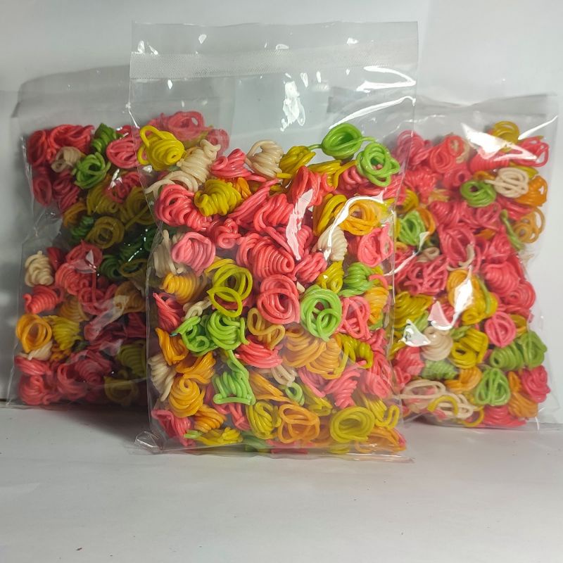 

Krupuk Keong Mentah 1kg