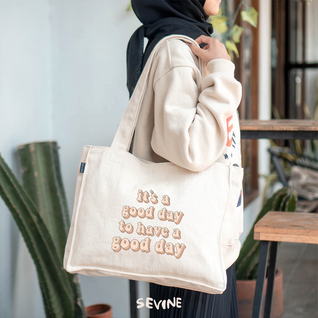 Sevine Totebag Kanvas Tas Wanita Tote Bag Kantong Laptop Kuliah Sekolah Kerja Quotes Aesthetic - KE