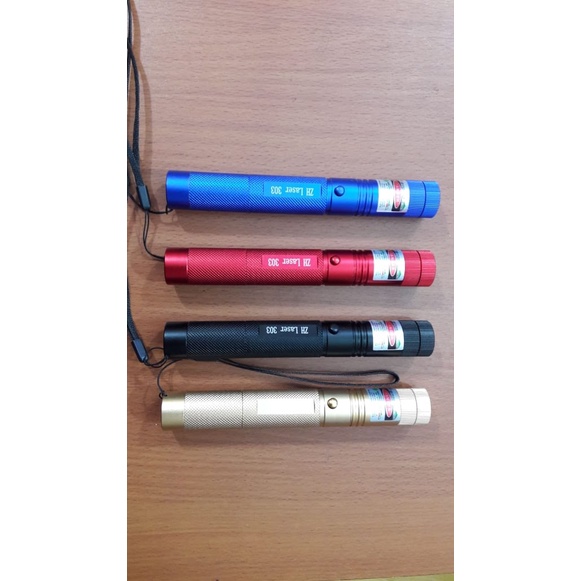 

Exclusive Green Laser Pointer 303 / Laser Pointer Hijau