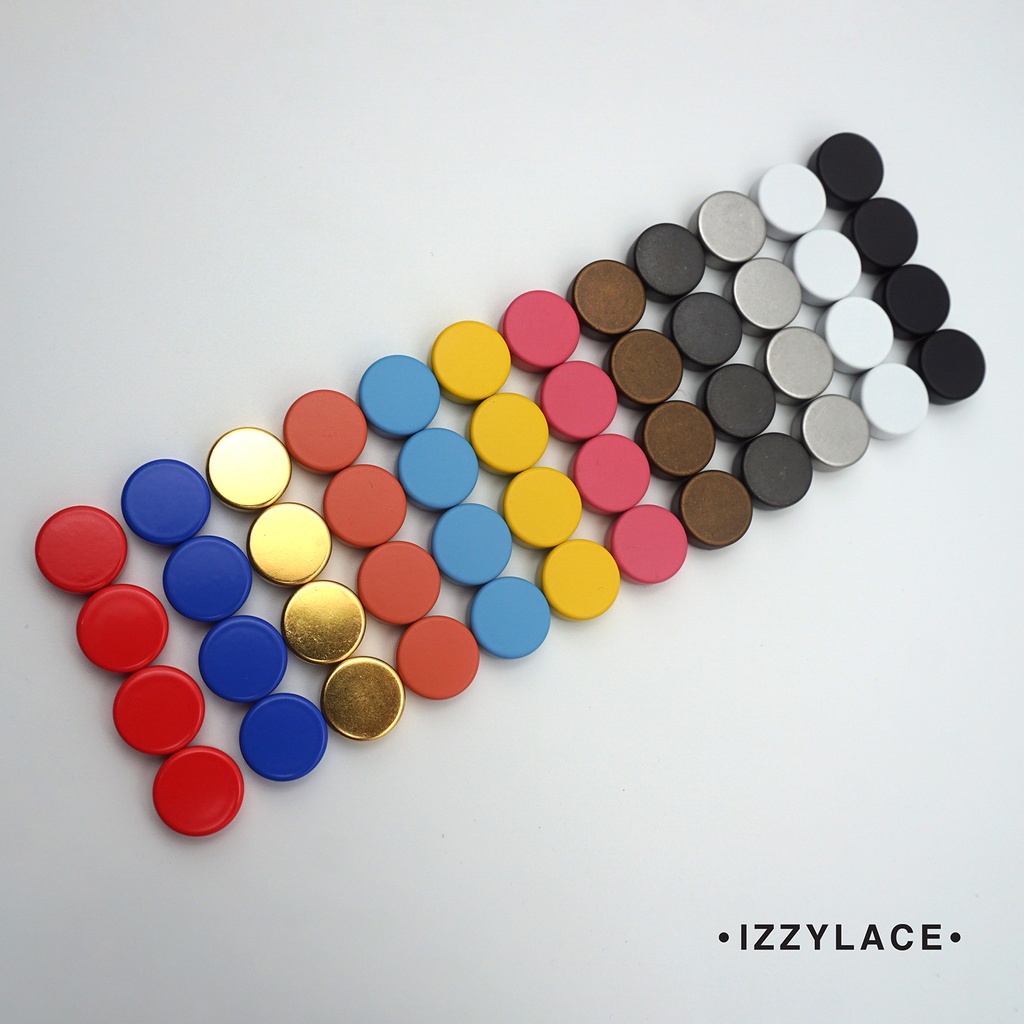 TALI SEPATU ELASTIS IZZYLACE model Studlace / Kancing