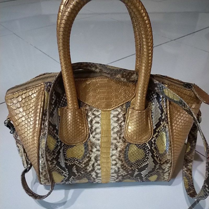 PL tas kulit ular pemakaian pribadi