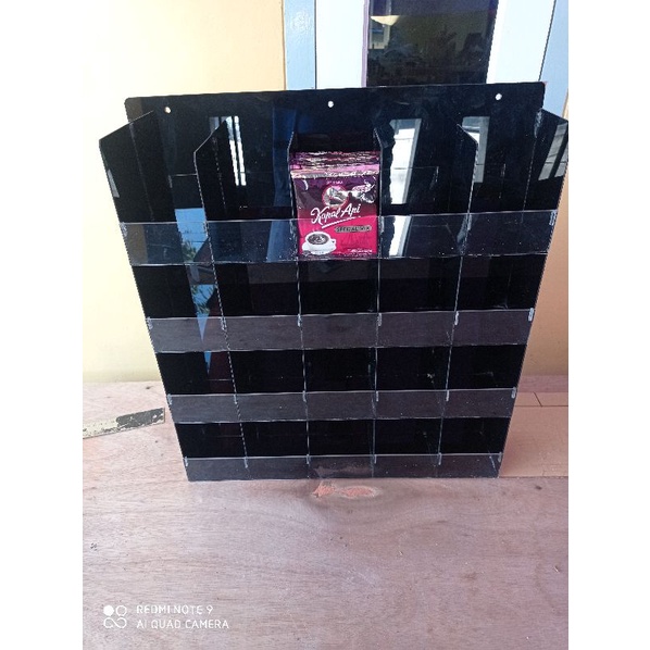 Rak kopi Tempat Kopi sachet