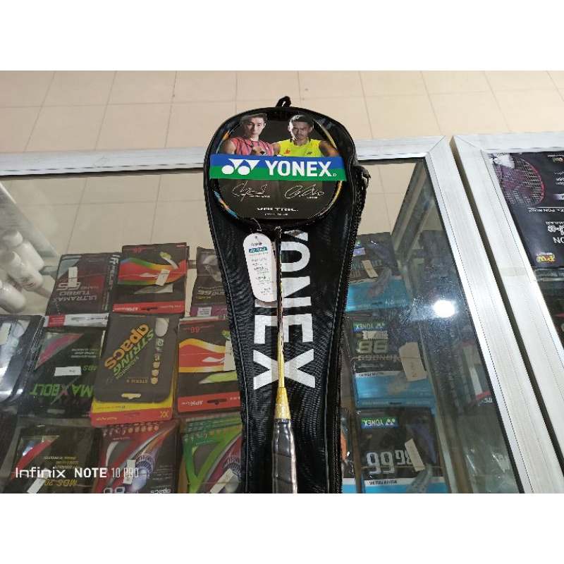 Raket Yonex + Tas