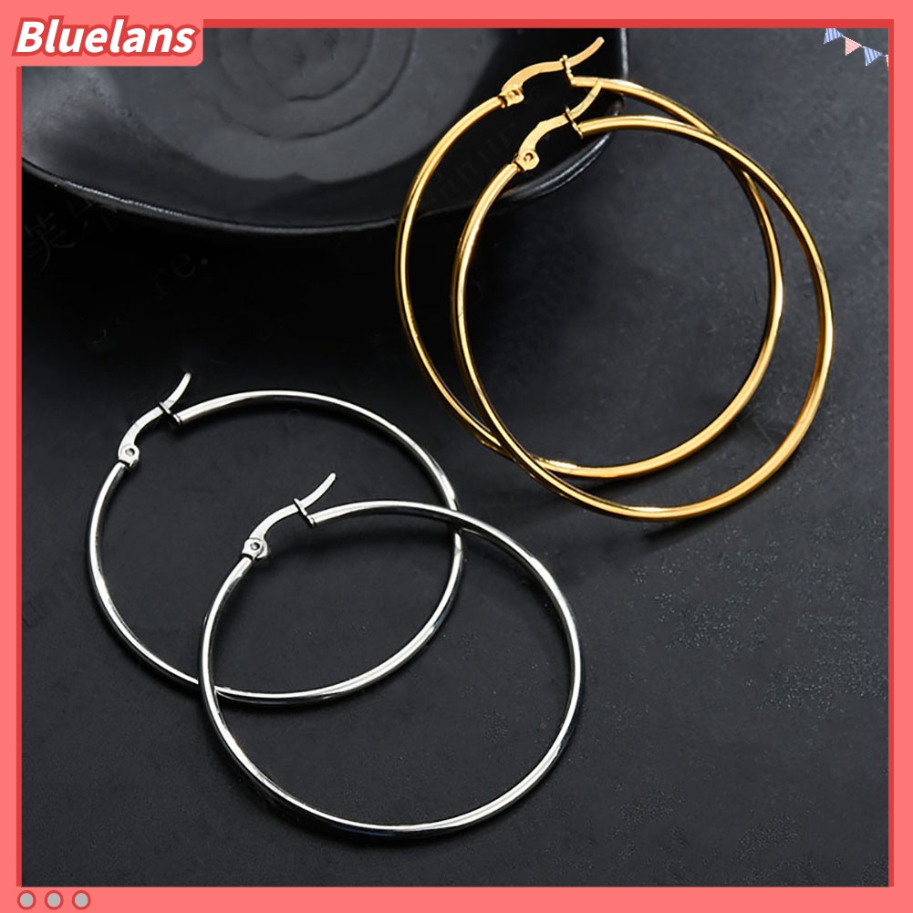 Anting Hoop Bentuk Lingkaran Besar Bahan Stainless Steel Untuk Wanita