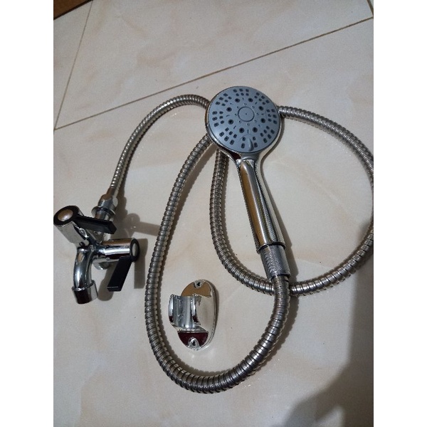 paket shower kamar mandi dan kran shower cabang