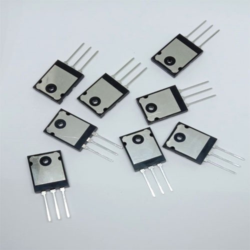Transistor Thosiba 2SC 5200 dan 2SA 1943  japang ORIGINAL Sepasang BISA COD