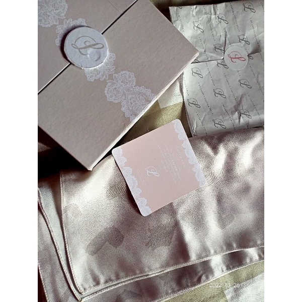 preloved scarf L by LCB