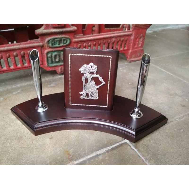 

Penholder wayang kartunama