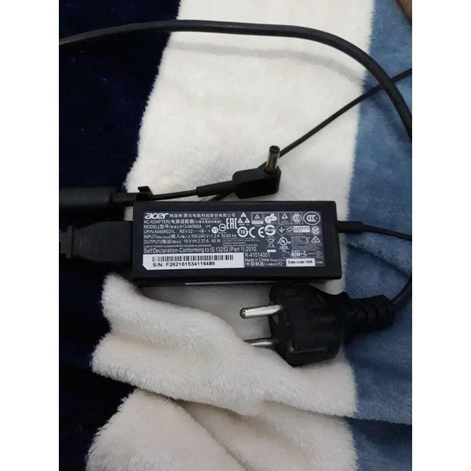 [SECOND] Charger Laptop Acer A13-045-N2A 19V 2.37A 45W