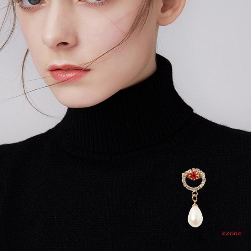 Bros Pin Bentuk Hati Aksen Mutiara Berlian Imitasi Untuk Sweater / Mantel