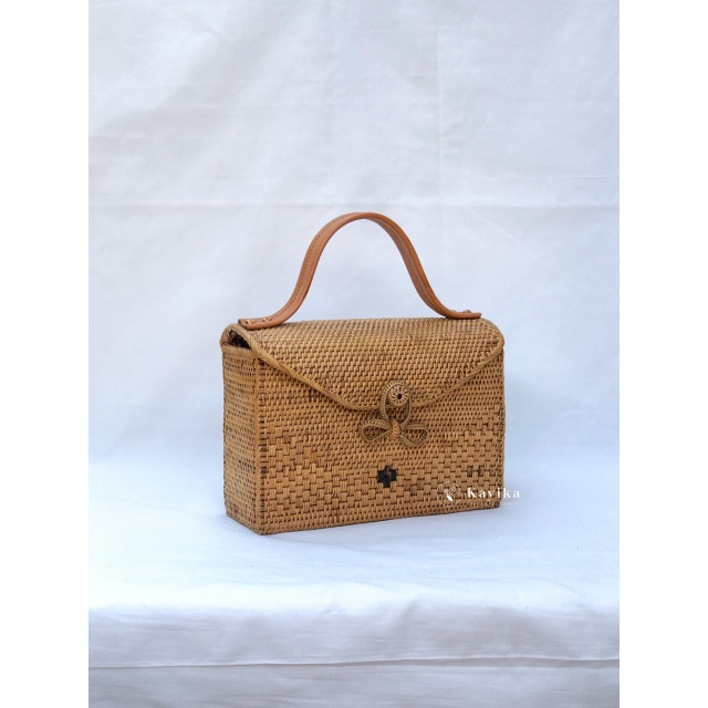 Tas Rotan Jinjing, Premium Handmade dari Bali, High Quality, Tas Pantai, Bohemian style