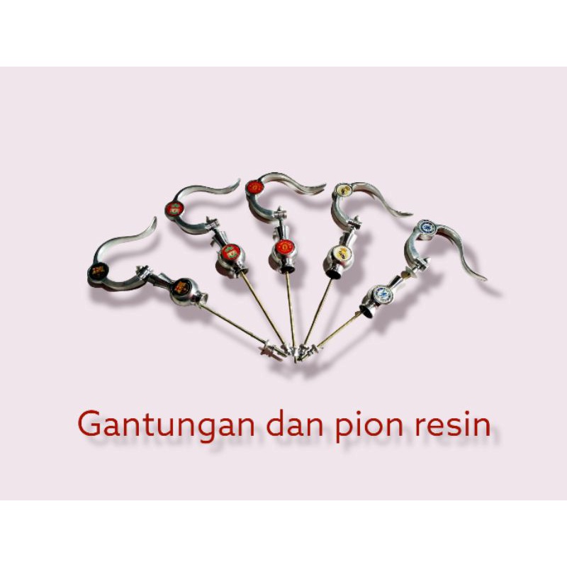 gantungan  lipat dan pion resin sangkar kotak