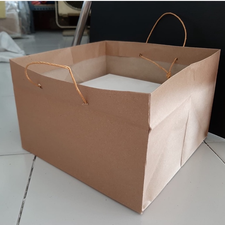 

Paper Bag Coklat / Tas Kertas Coklat Ukuran 24 x 24 x 15 cm