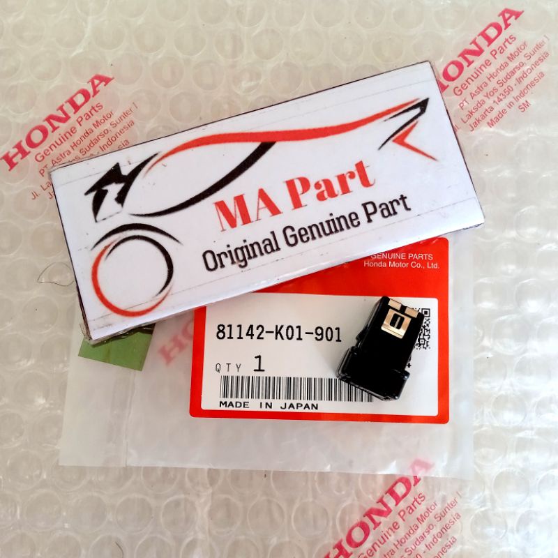 PENUTUP LACI PENGAIT PENGUNCI LACI BAGASI PCX 160 ADV VARIO 125 SUPRA GTR SPACY ORIGINAL 81142-K01-9