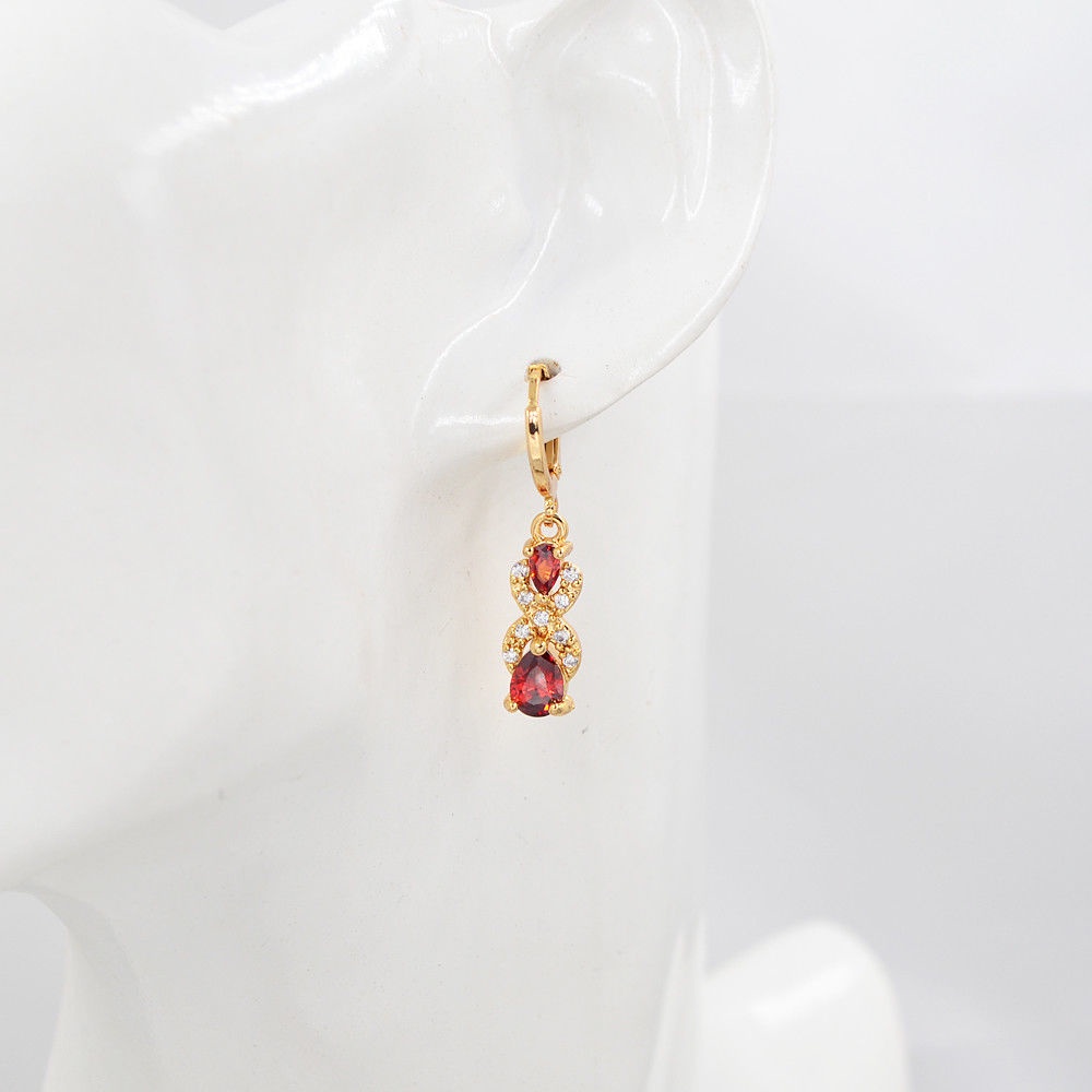 Goldkingdom Fashion Perhiasan 24K Bangkok Aksesoris Ready Stock Kreatif Tetesan Air Berbentuk Pir Berlian Bertatahkan Anting-Anting Dengan Liontin Batu Permata Warna-Warni Berlapis Emas Asli Kadar 375