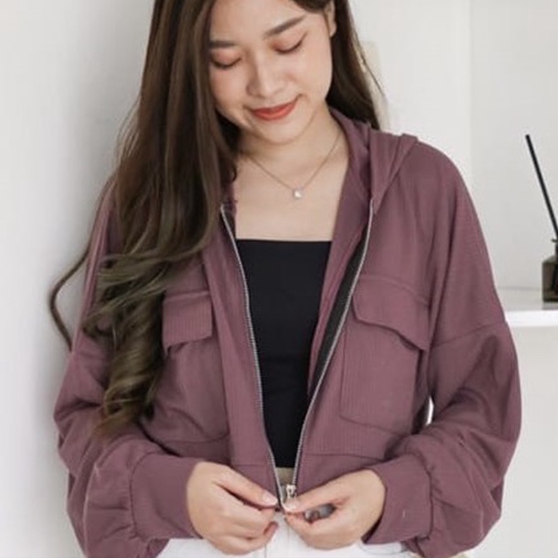 Jaket Crop Wanita Terbaru - Andin - Korean Style Crop Jacket Pocket Zipper - Atasan Viral Wanita - Jacket Wanita - Bahan Fleece - Allsize