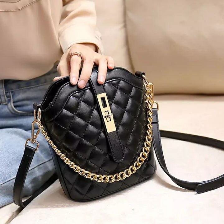 TAS SELEMPANG WANITA STEFANY FAIRXXSE TEONP3 ESMONIA LOPPER HARDW MURAH BISA COD