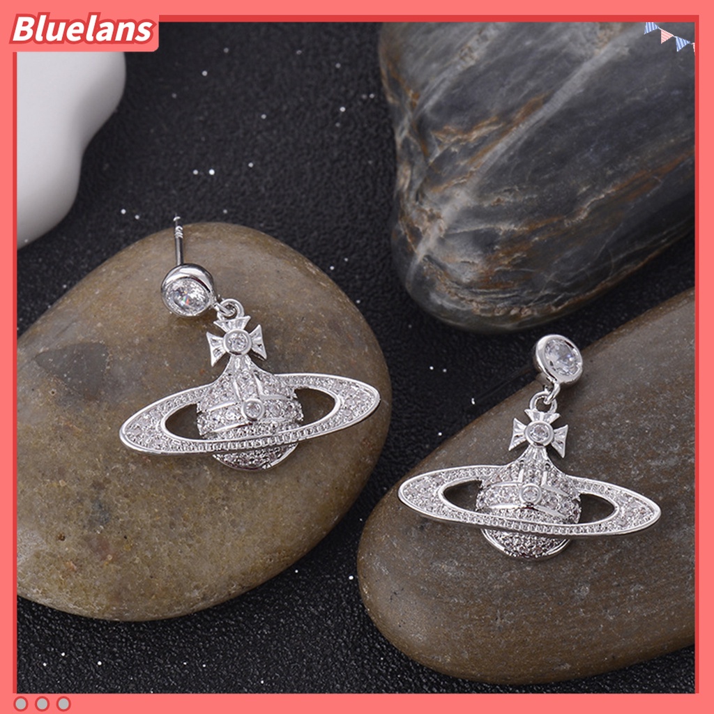 1 Pasang Anting Stud Hias Liontin Planet Aksen Berlian Imitasi