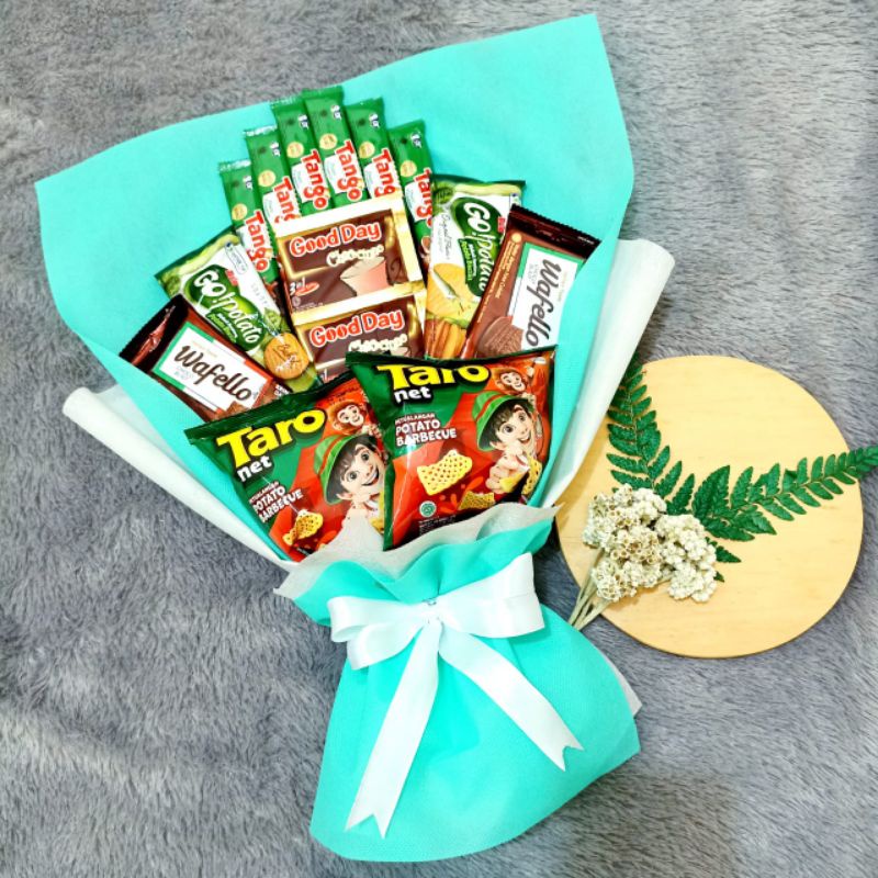 

buket tosca Snack mix kopi cantik hadiah wisuda ulang tahun anniversary