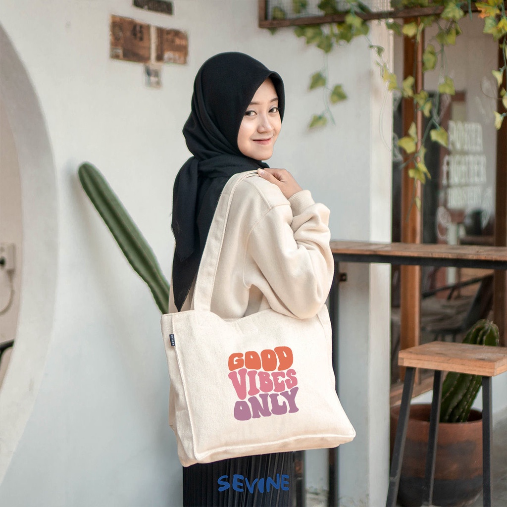 Sevine Totebag Kanvas Tas Wanita Tote Bag Dengan Kantong Laptop Kuliah Sekolah Kerja Quotes Aesthetic - KE