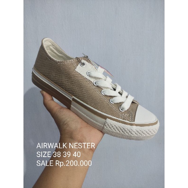AIRWALK NESTER size 38