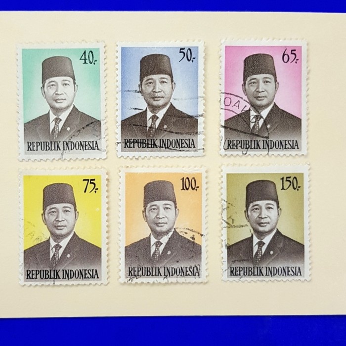 

Bergaransi Perangko/Prangko Indonesia, Presiden Soeharto 1974. Set Lengkap. Used Diskon