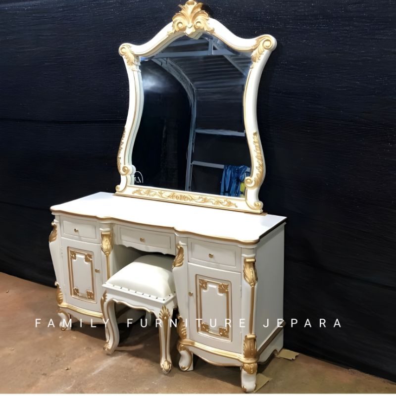 meja rias ukir Jepara meja rias mewah Duco ukiran Jepara