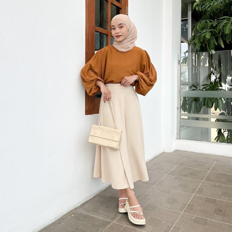 Nindy Blouse Lengan Balon