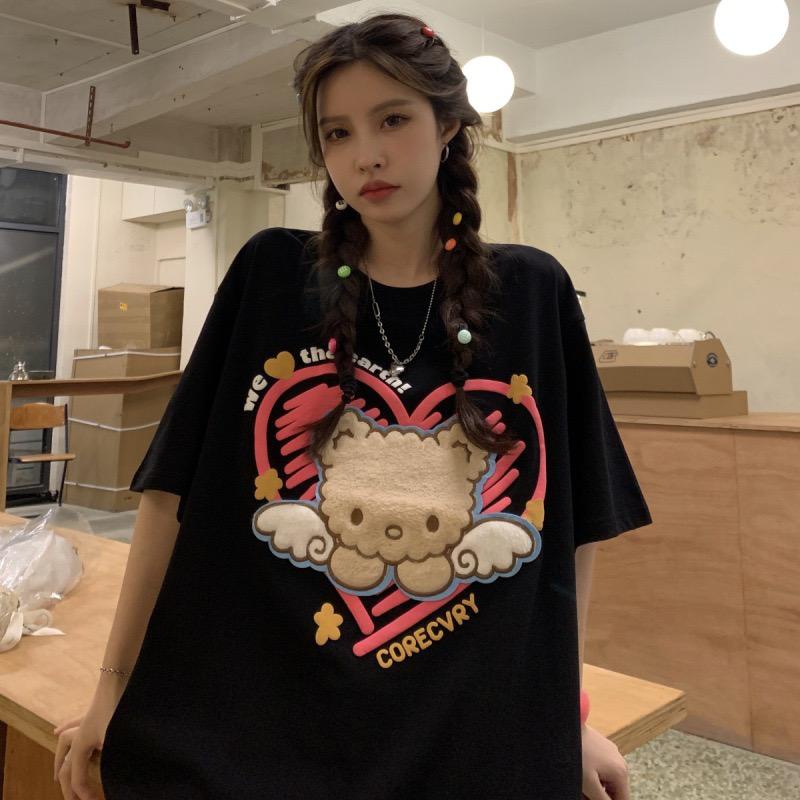 [littlecrab] Kaos Oversize Beruang Bulu Bersayap Corecvry Love Sablon Timbul We Love The Earth T-shirt Couple Unisex Lembut Berkualitas Motif Wings Bear With Love Unik Simple Korean Style