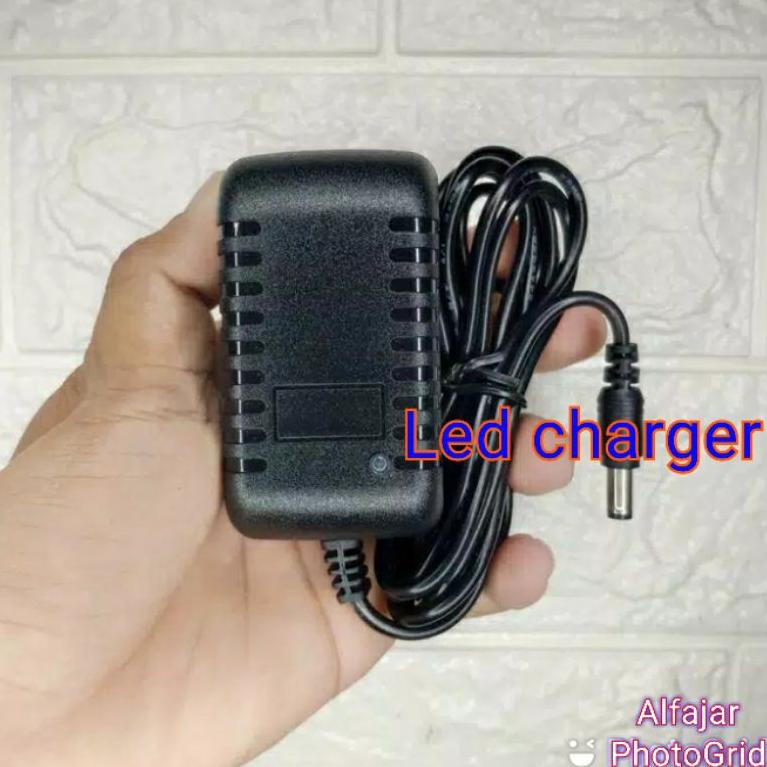GRATIS ONGKIR Grosir Charger HD-152 Mobil Motor Mainan Accu 12V 4,5 Adaptor Akki 12 Volt 7AH Casan a