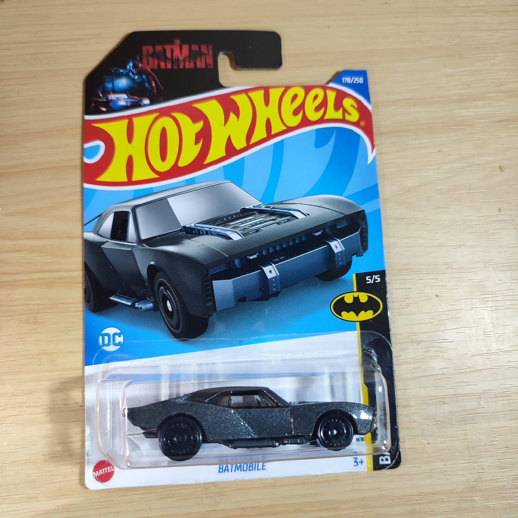 DIECAST MAINAN ANAK HOTWHEELS HOT WHEELS BATMOBILE 2022