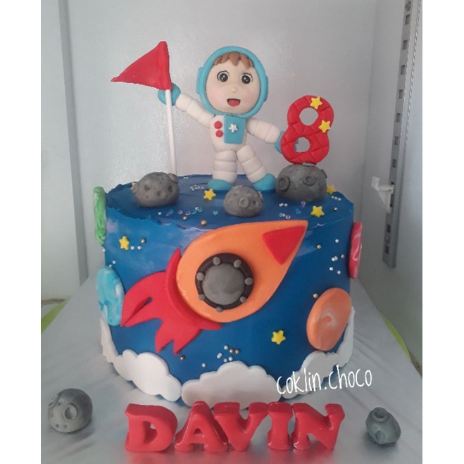 

Cake Ultah Astronot Planet ruang angkasa kue Ultah lucu / Cake Birthday Antariksa