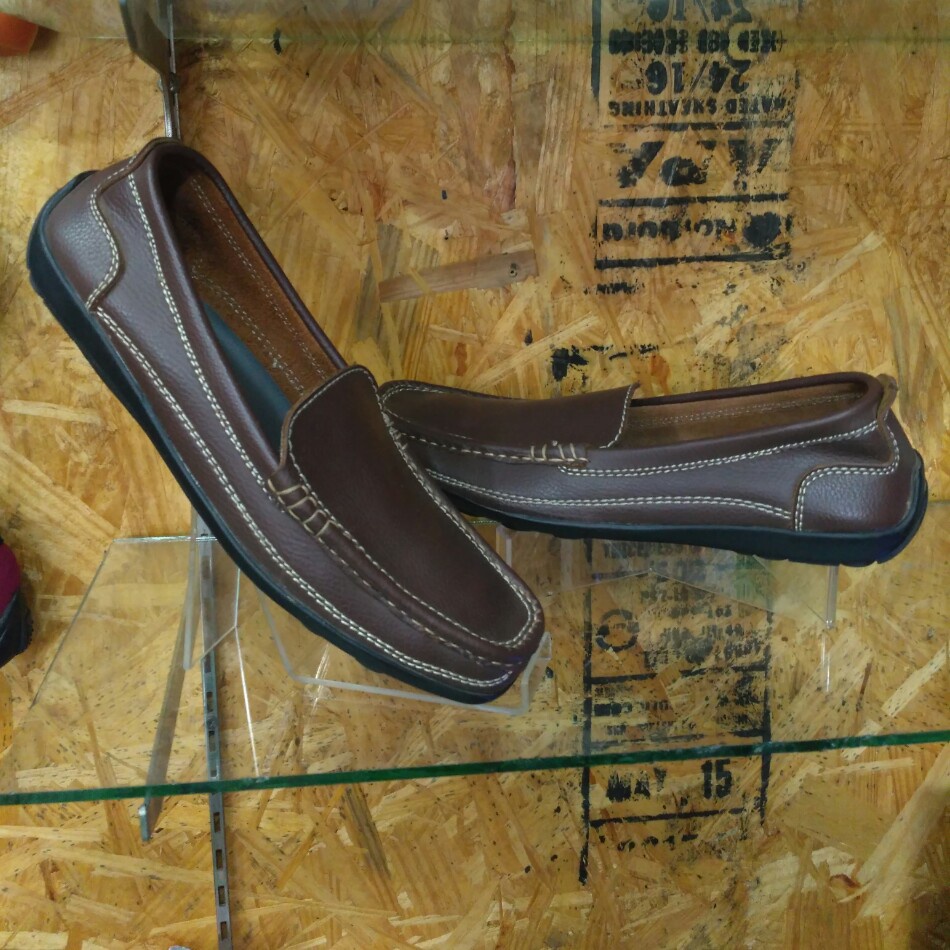 Highland Sepatu Slip on Pria Sepatu Santai Casual Formal Kerja Kantor Kuliah casual slop formal Bayar Ditempat
