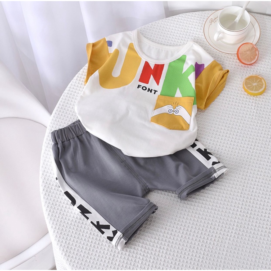 SETELAN ANAK LAKILAKI DAN PEREMPUAN UNTUK USIA 1-5 TAHUN PAKAIAN ANAK MOTIF TULISAN FUNGKY BAHAN KAOS PREMIUM ADEM NYAMAN DIPAKAI BAJU TERBARU HARGA TERJANGKAU OUTFIT TERNYAMAN UNTUK SI KECIL