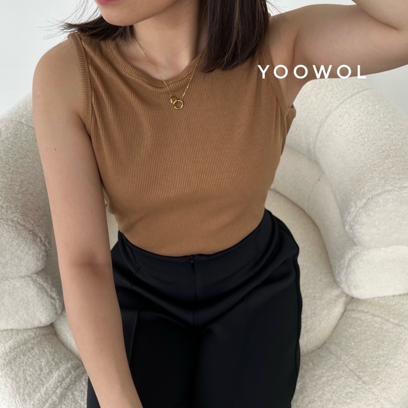 Vlyn Crop Top/ Atasan Crop/ Tanktop Basic
