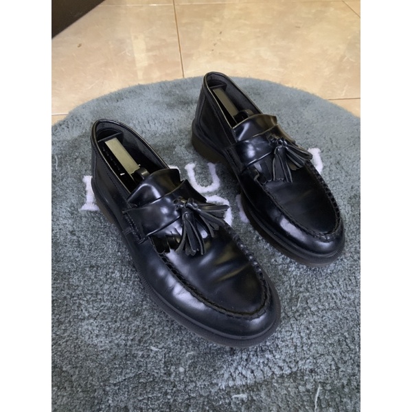 Dr. Martens adrian tassel second likenew