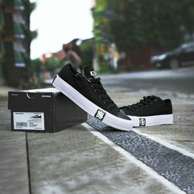 (READY ) SEPATU CONVERS PETIR PENDEK x UNDEFEATED LOW | IMPORT VIETNAM I SEPATU PRIA D I SAN WANITAEPATU CASUAL