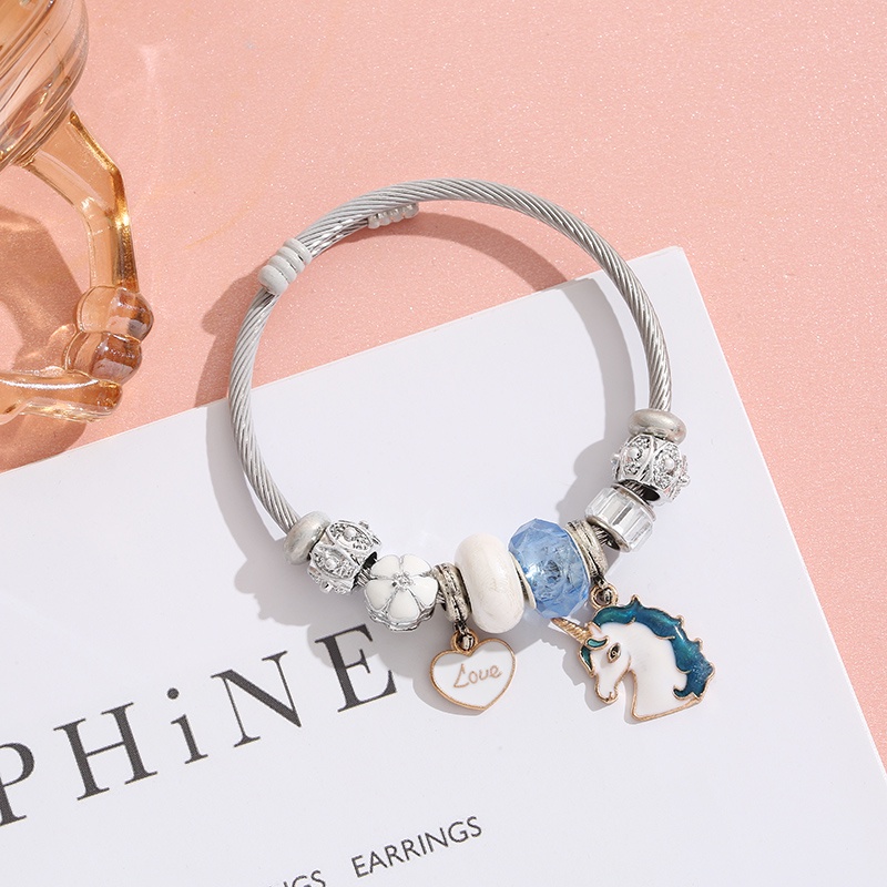 XiaoboACC Gelang Tangan Rantai Stainless Steel Aksen Liontin Unicorn + Hati + Kristal Untuk Perhiasan Wanita