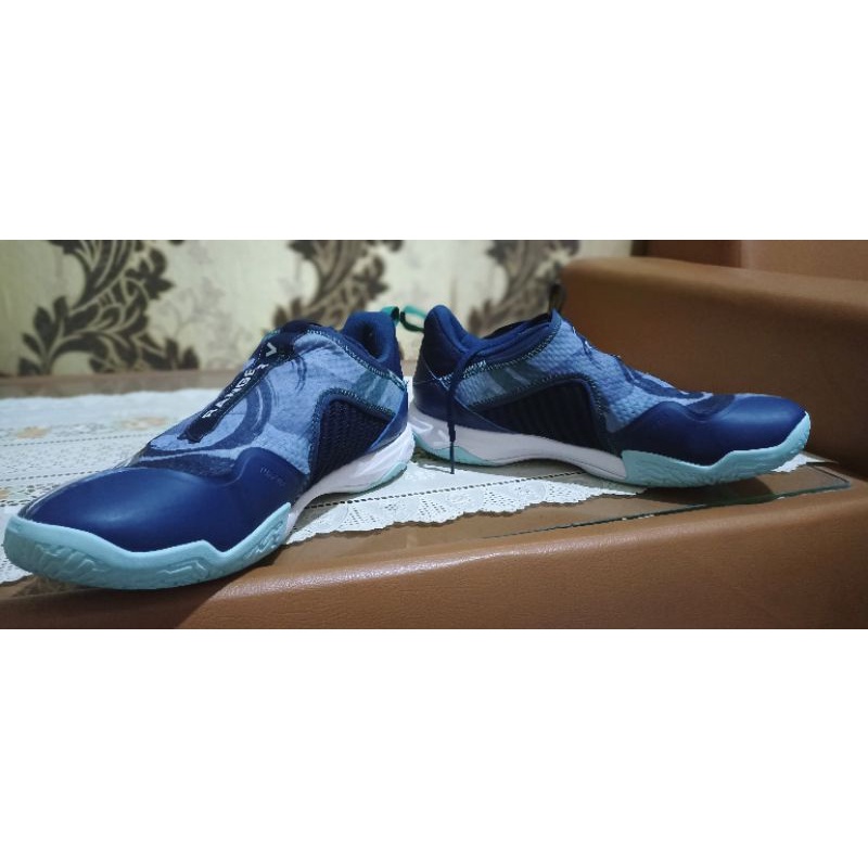 Sepatu lining ranger V lite