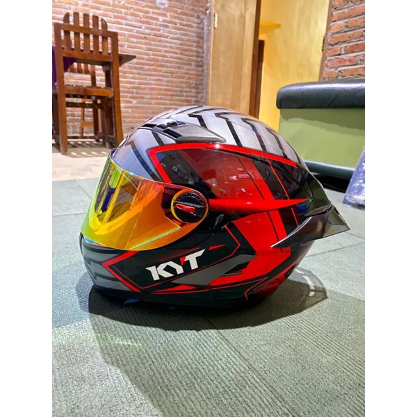 helm KYT falcon 2 armour black red full face paket ganteng ukuran M (bekas/second)