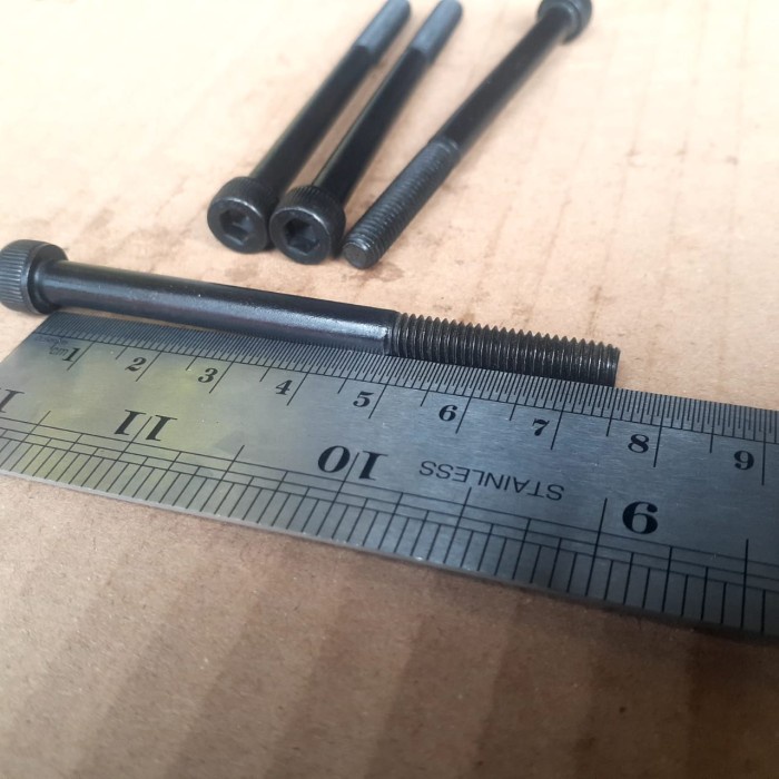 BAUT L M6X75 PANJANG 7,5CM / BAUT L BAJA M6 X 75 WARNA HITAM
